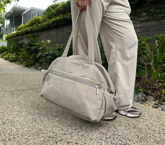 Voyra Travel Bag